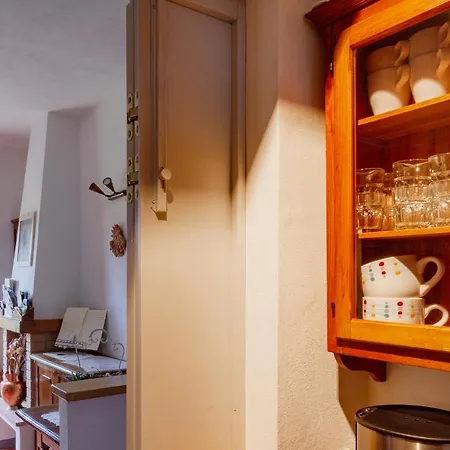 Rosso Del Chianti Bed & Breakfast